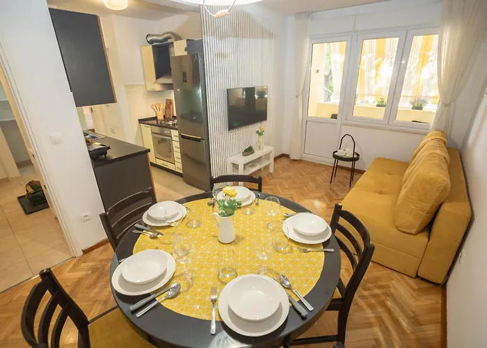 Asti - New Elegant Apartment