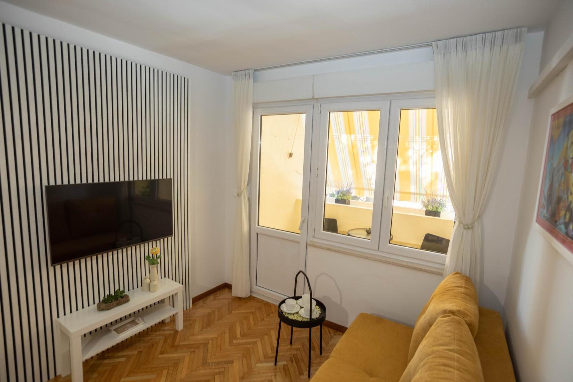 Asti - New Elegant Split